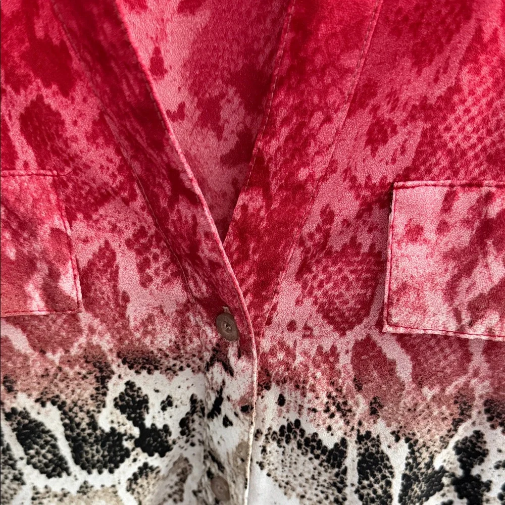 Calvin Klein Pink & Cream Ombre Snake-Print Blouse• EUC ore-owned condition - Picture 7 of 15